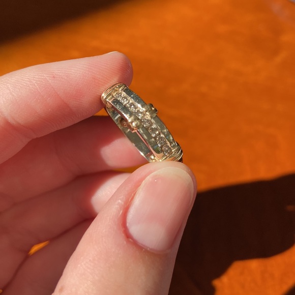 14k White and Yellow Gold Ring with Diamonds - Picture 3 of 13